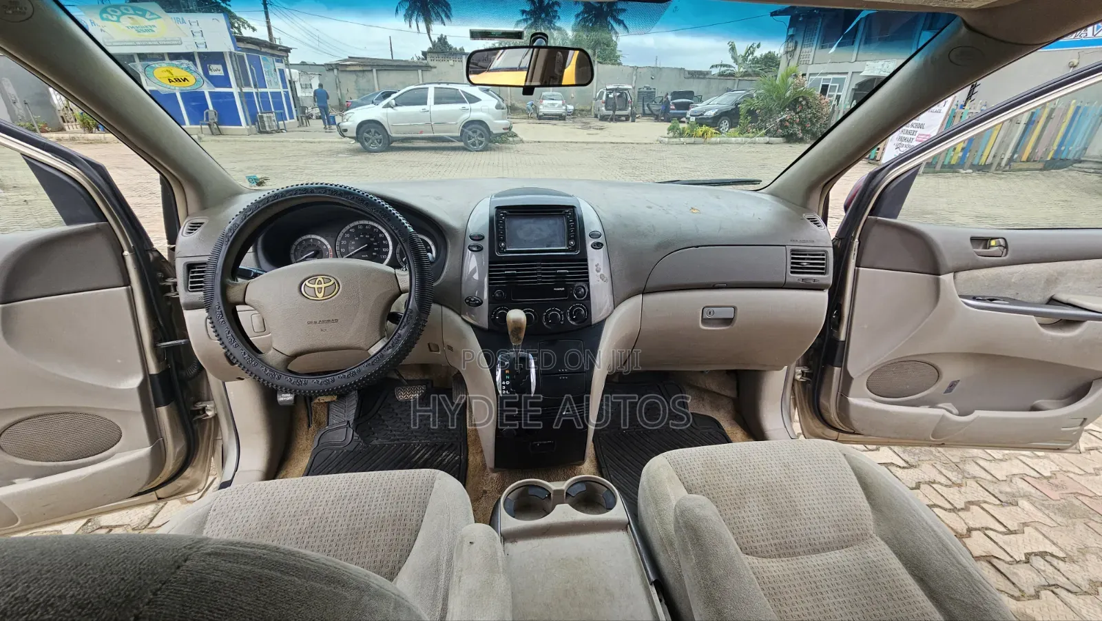 Toyota Sienna 2007 Gold