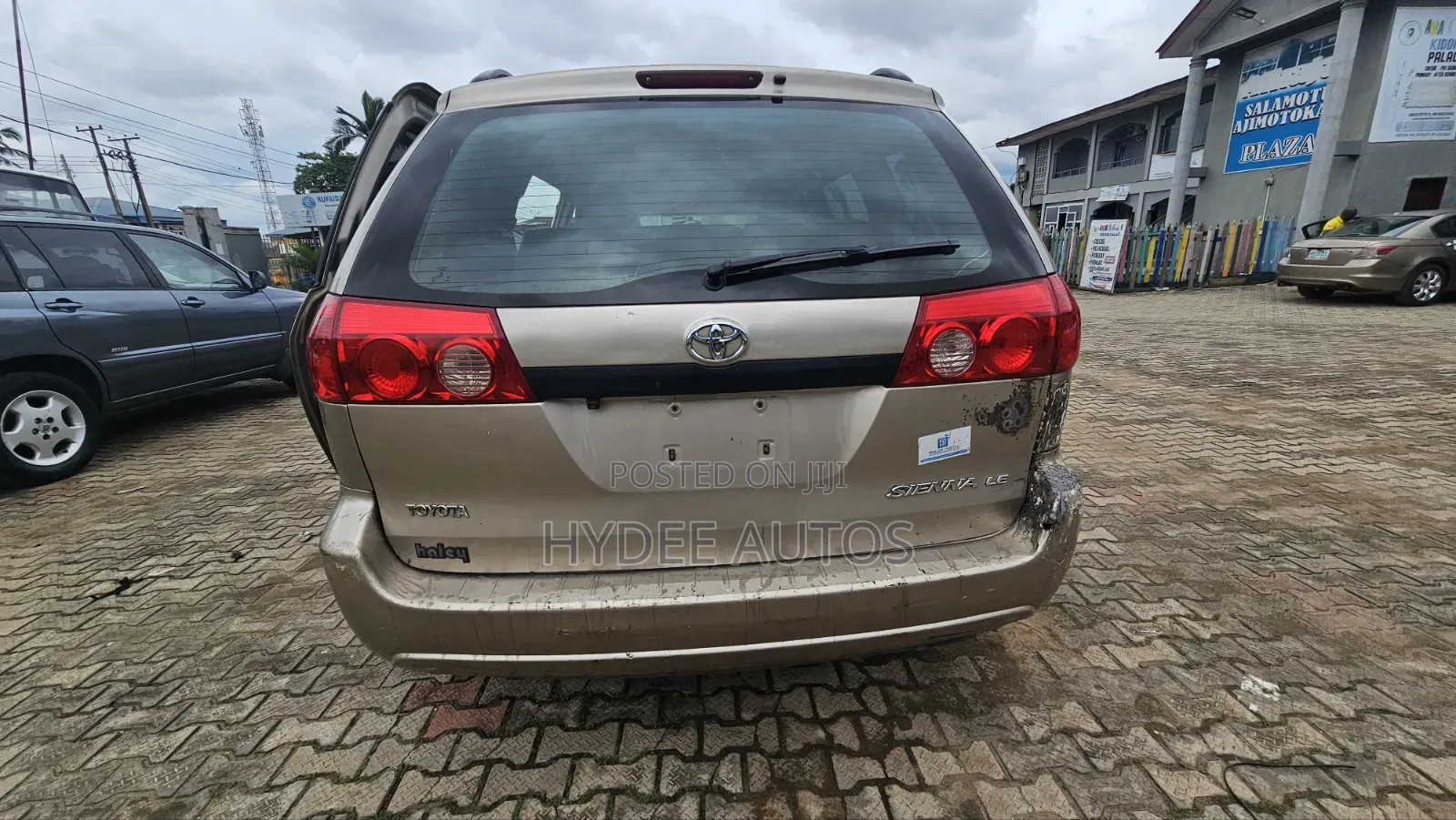 Toyota Sienna 2007 Gold