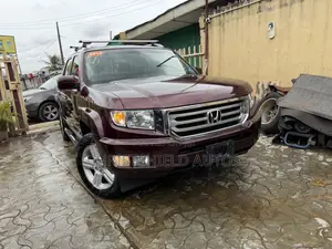 Honda Ridgeline RTL w/Leather 4x4 Crew Cab 122 in. WB 2012 Burgundy
