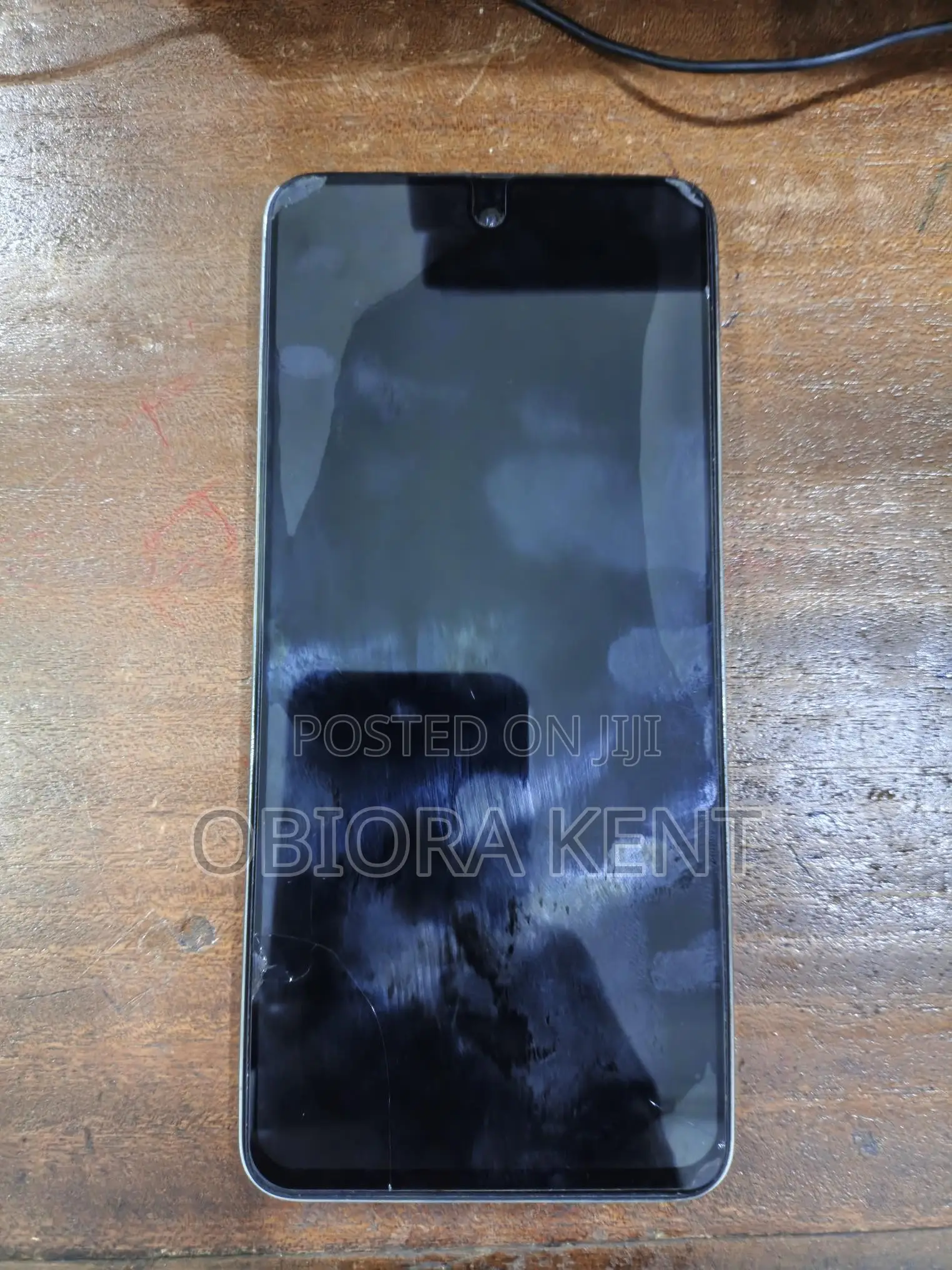 Infinix Hot 40i 128 GB Gold