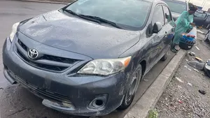 Toyota Corolla 2011 Gray