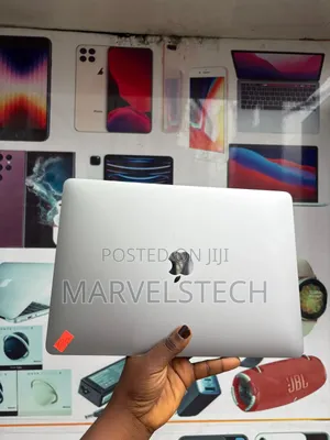 Laptop Apple MacBook 2018 16GB Intel Core i7 SSD 512GB