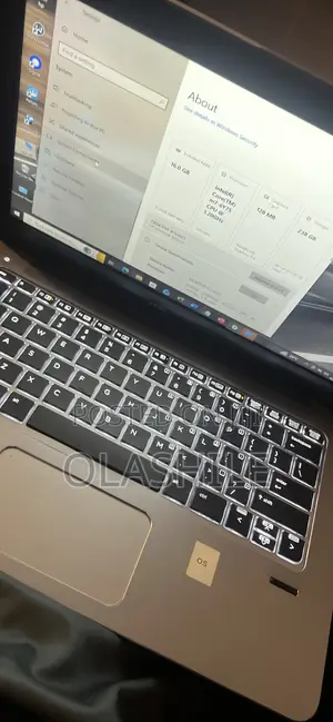 Laptop HP EliteBook 1030 G1 16GB Intel Core i7 SSD 256GB