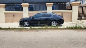 Toyota Camry LE 2022 Black