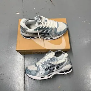 Unisex Sneakers