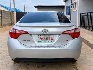 Toyota Corolla 2016 Silver