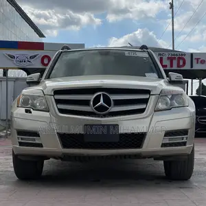 Mercedes-Benz GLK-Class 2012 Gold