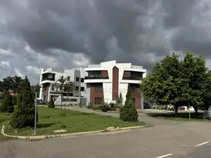 4bdrm Duplex in Life Camp for sale