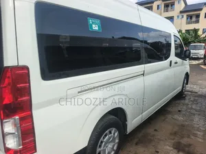 Toyota HiAce 2020 White