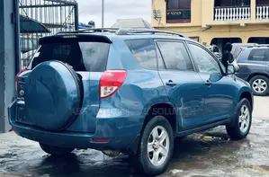 Toyota RAV4 2008 Blue