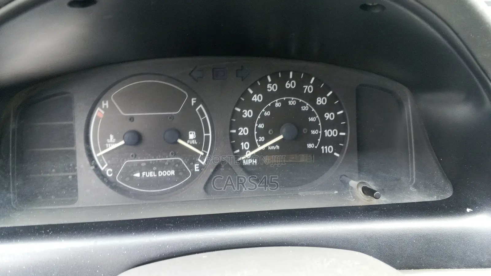 Toyota Corolla 1.9 D Hatchback 2000 Silver