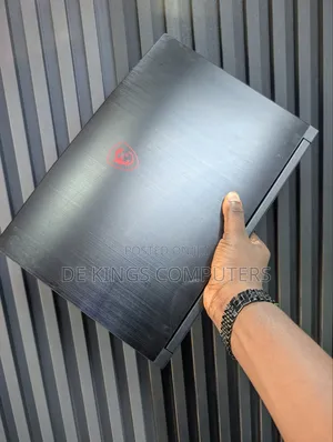 Laptop MSI GF65 Thin 10UE 16GB Intel Core i7 SSD 512GB