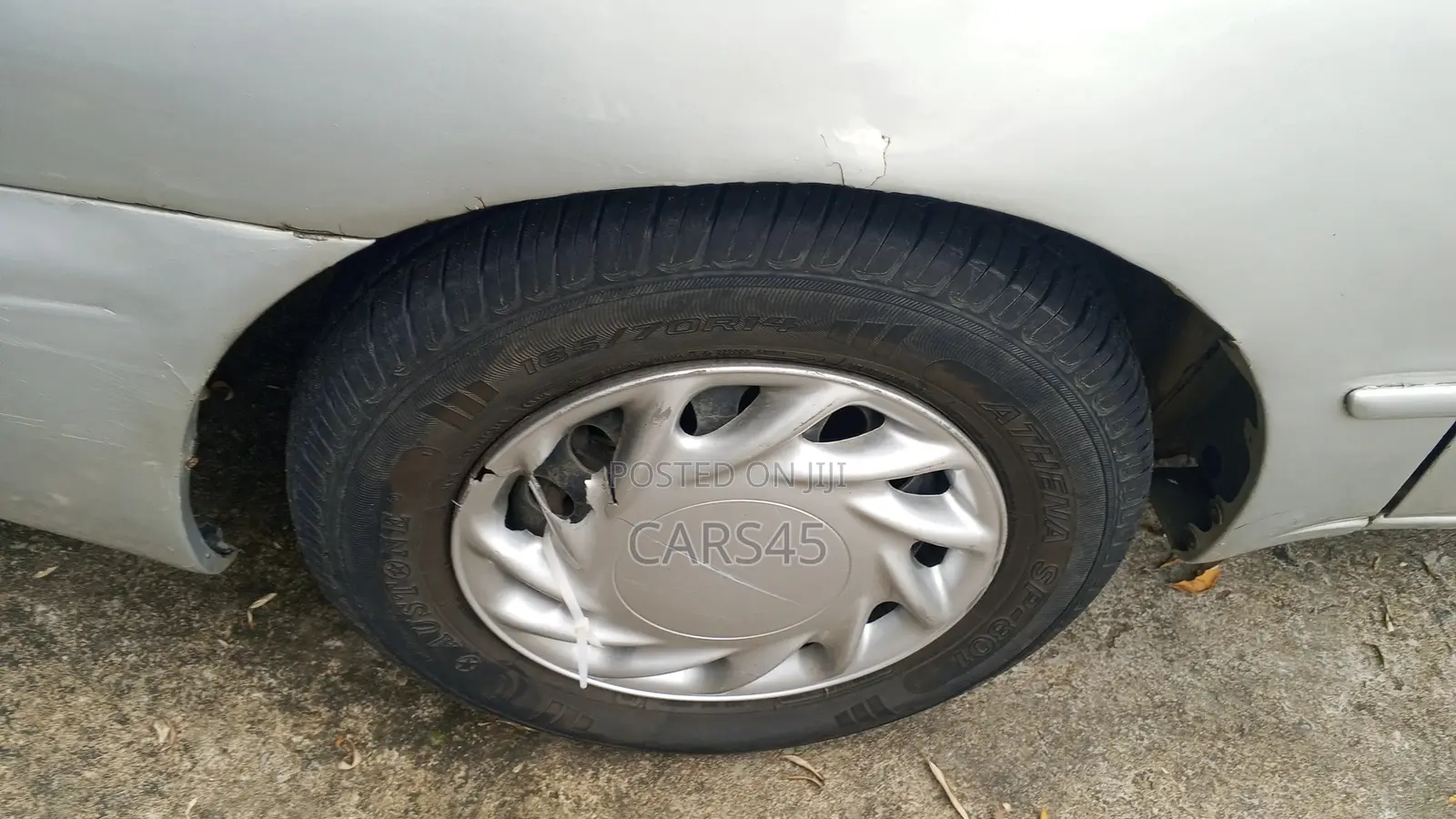 Toyota Corolla 1.9 D Hatchback 2000 Silver