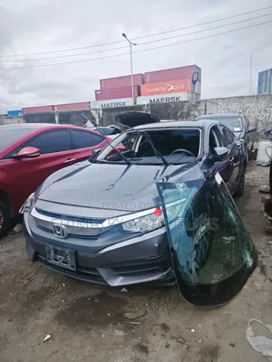 2018 Honda Civic Windscreen Glass Available Installed at Chimatex