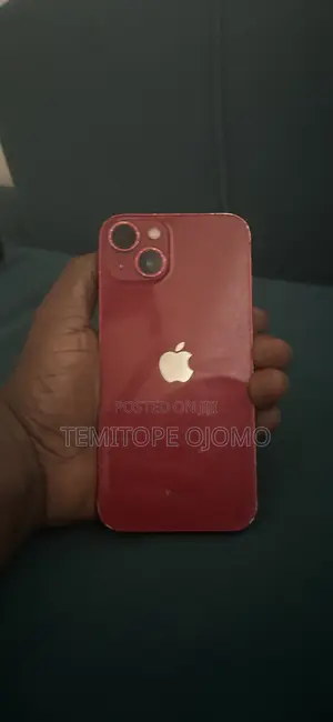 Apple iPhone 13 256 GB Red