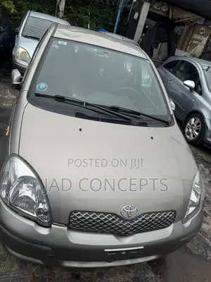Toyota Yaris 2006 Gold