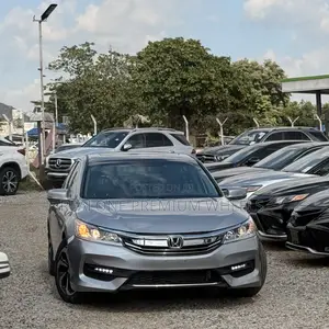 Honda Accord EX-L V6 4dr Sedan FWD (3.5L 6cyl 6A) 2017 Silver