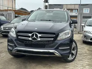 Mercedes-Benz GLE-Class GLE 350d 4MATIC 2017 Blue