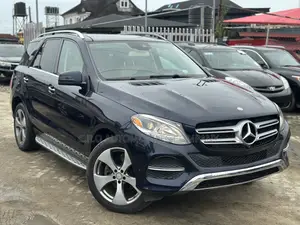 Mercedes-Benz GLE-Class GLE 350d 4MATIC 2017 Blue