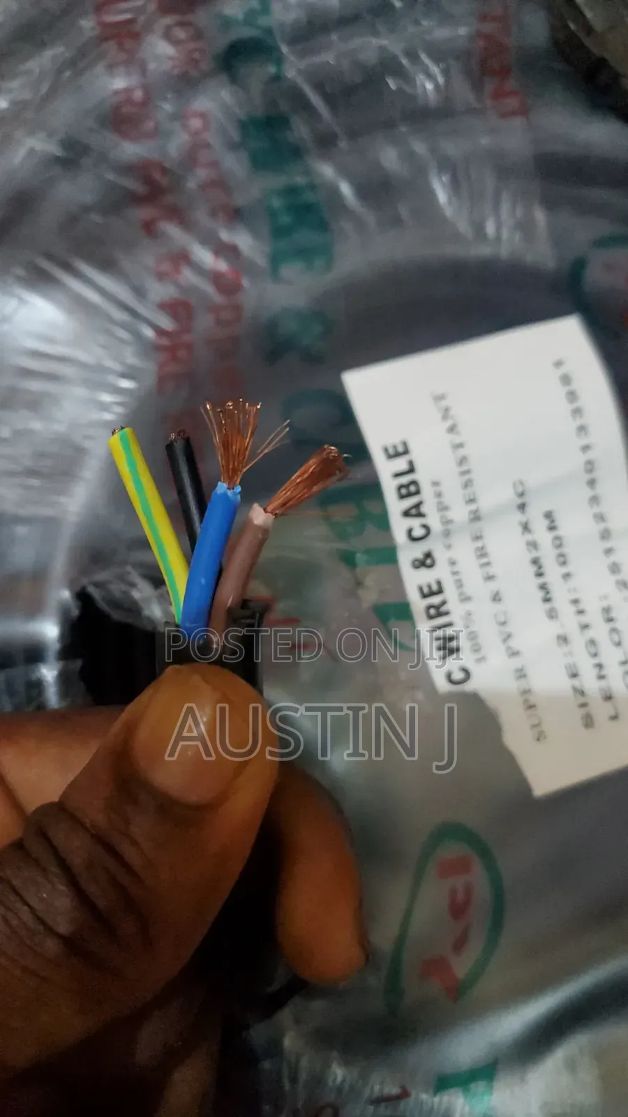 2core by 100 Black Speaker Cable