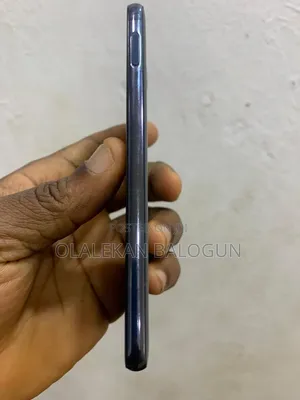 Samsung Galaxy S10e 128 GB Blue