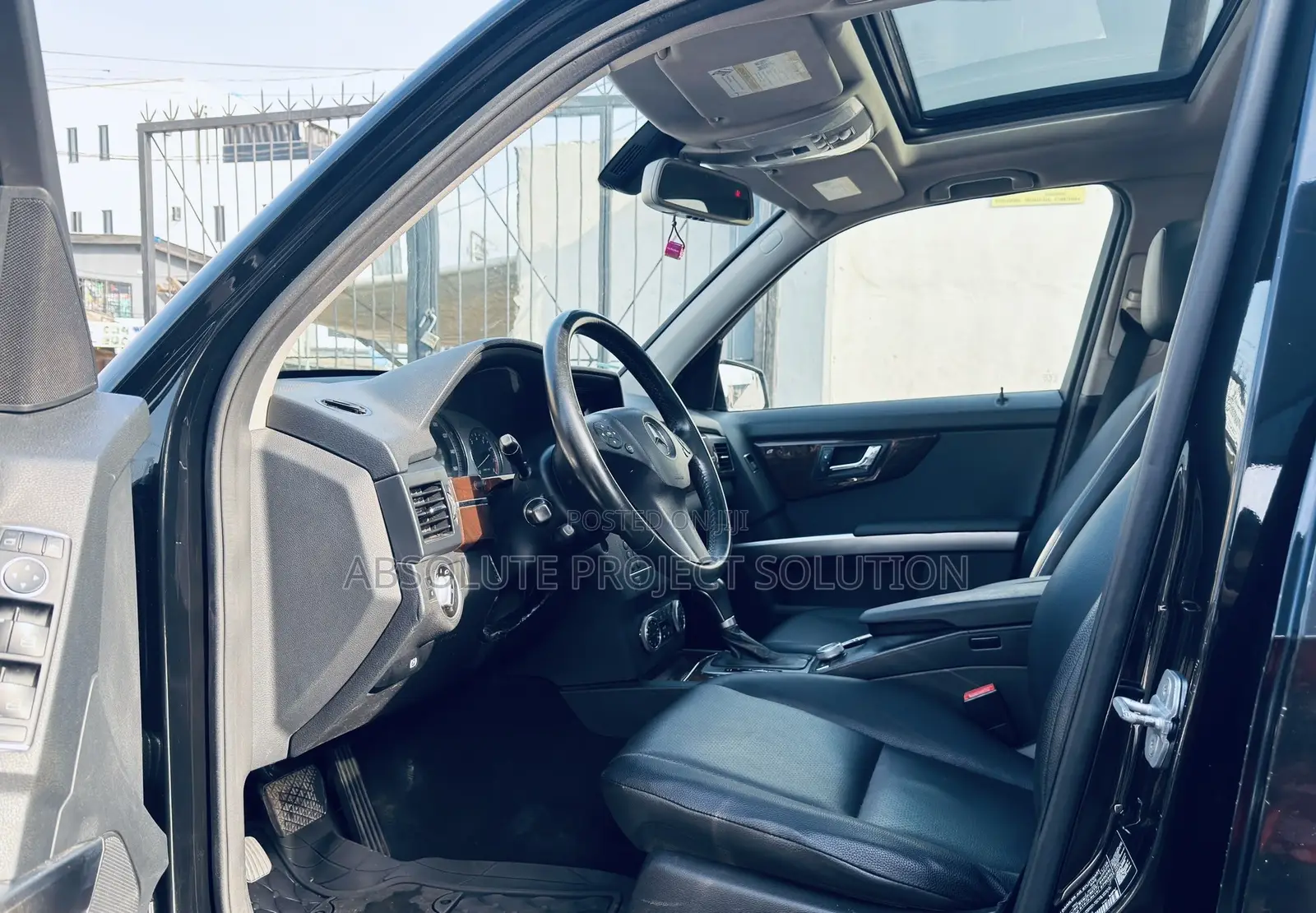 Mercedes-Benz GLK-Class 350 2011 Black