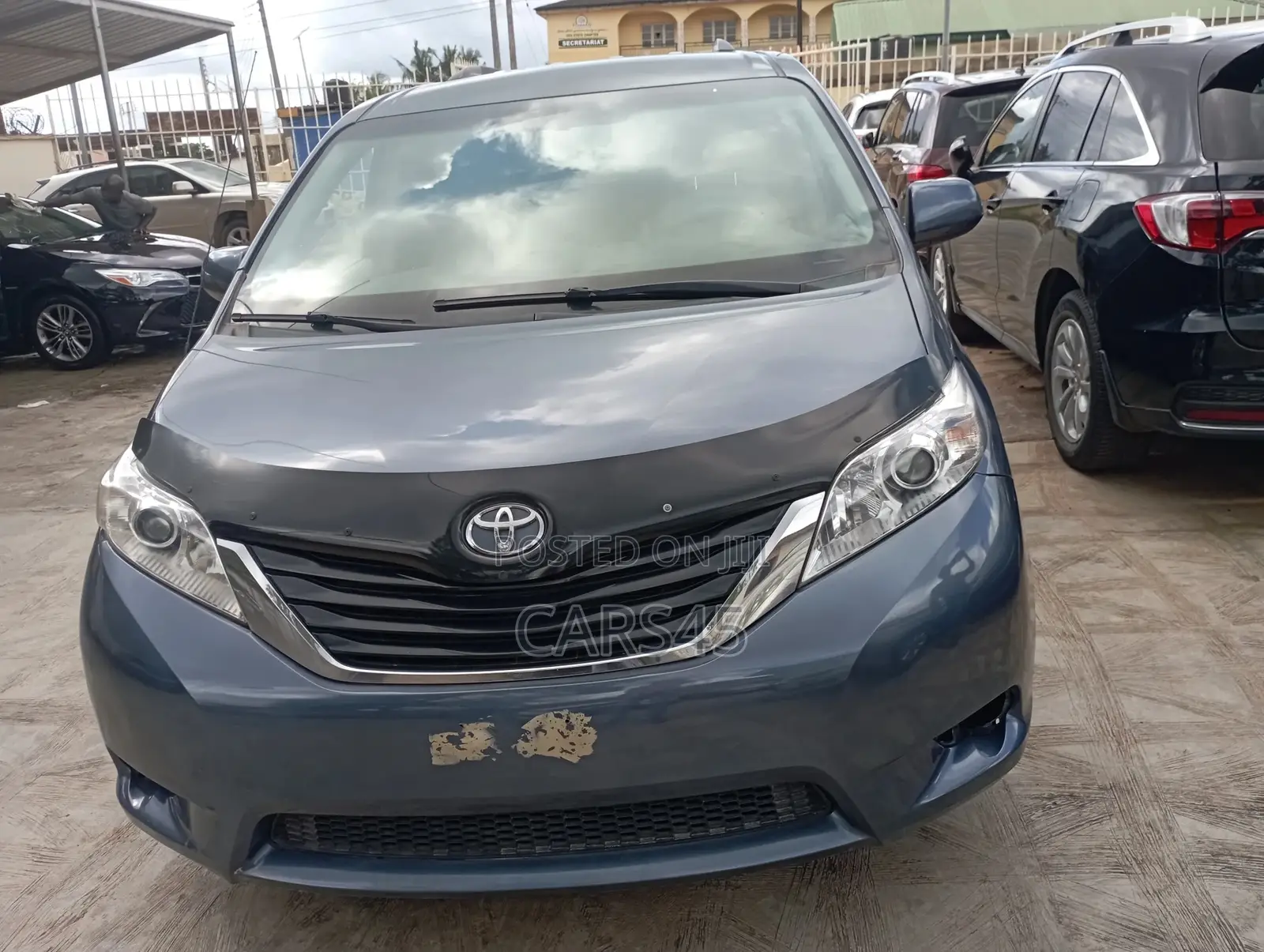 Toyota Sienna 2013 Blue