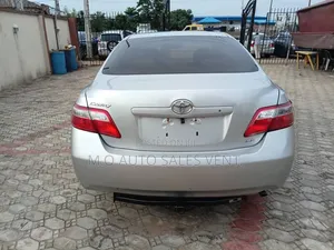 Toyota Camry LE 4dr Sedan (2.4L 4cyl 5A) 2008 Silver