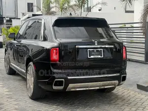 New Rolls-Royce Cullinan 2025 Black