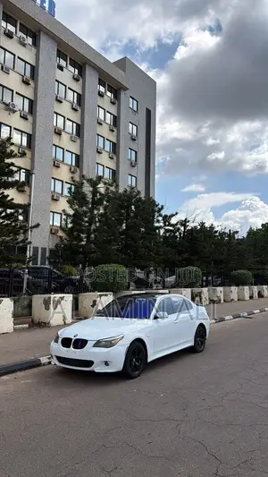 BMW 528i 2008 White