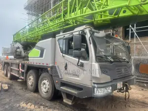 Zoom Lion 50Ton Crane