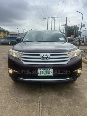 Toyota Highlander 2013 Burgundy