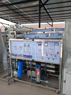 Reverse Osmosis Machine