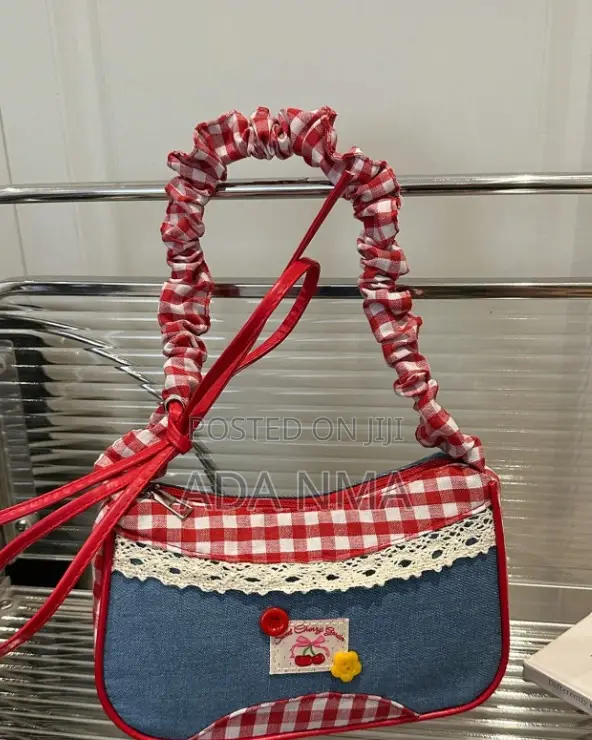 Cute Y2K Checkered Shoulder Bag – PRE-ORDER