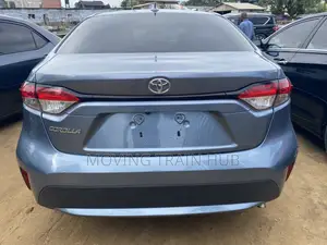 Toyota Corolla LE 2023 Blue