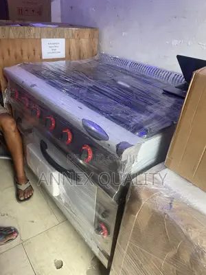 Gas Cooker Six Burners