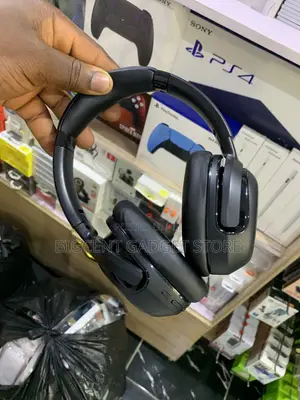 Brand New JBL Touronem2 Headset