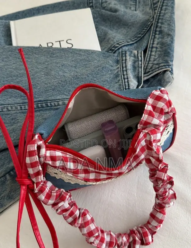 Cute Y2K Checkered Shoulder Bag – PRE-ORDER