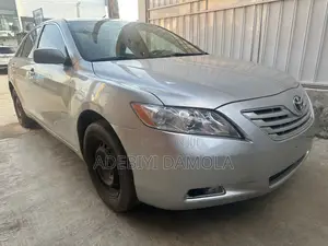 Toyota Camry LE 4dr Sedan (2.4L 4cyl 5A) 2008 Silver