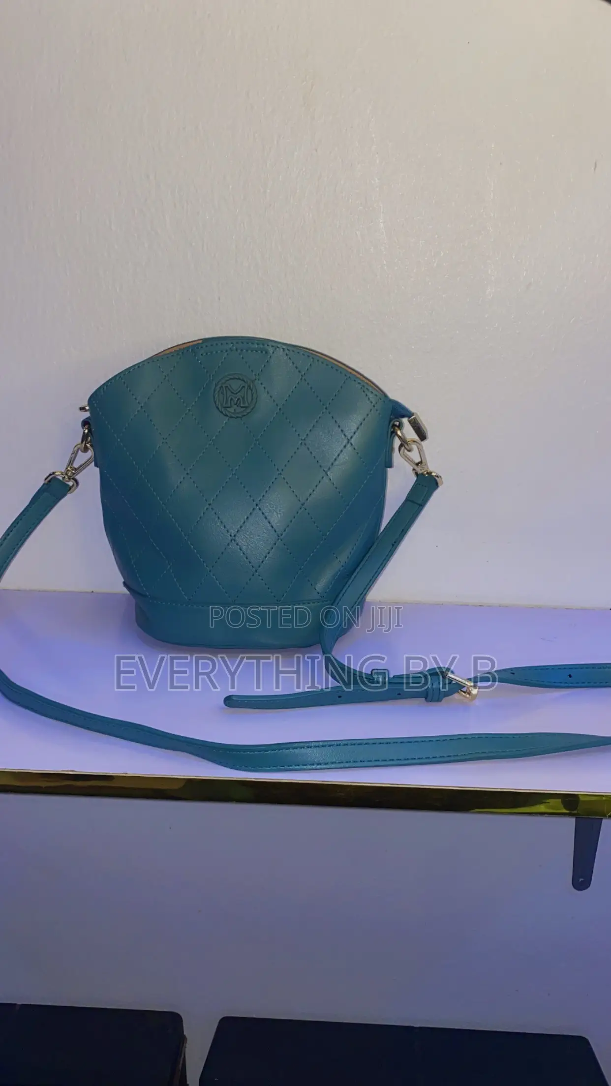 Nice Thrift Bags (Akube)