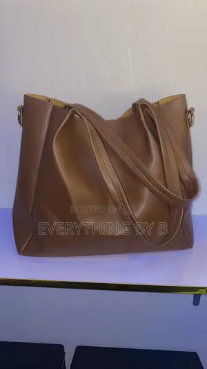 Nice Thrifted Bags (Akube)