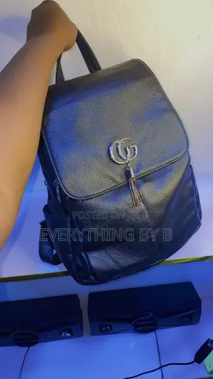 Nice Thrifted Bags (Akube)