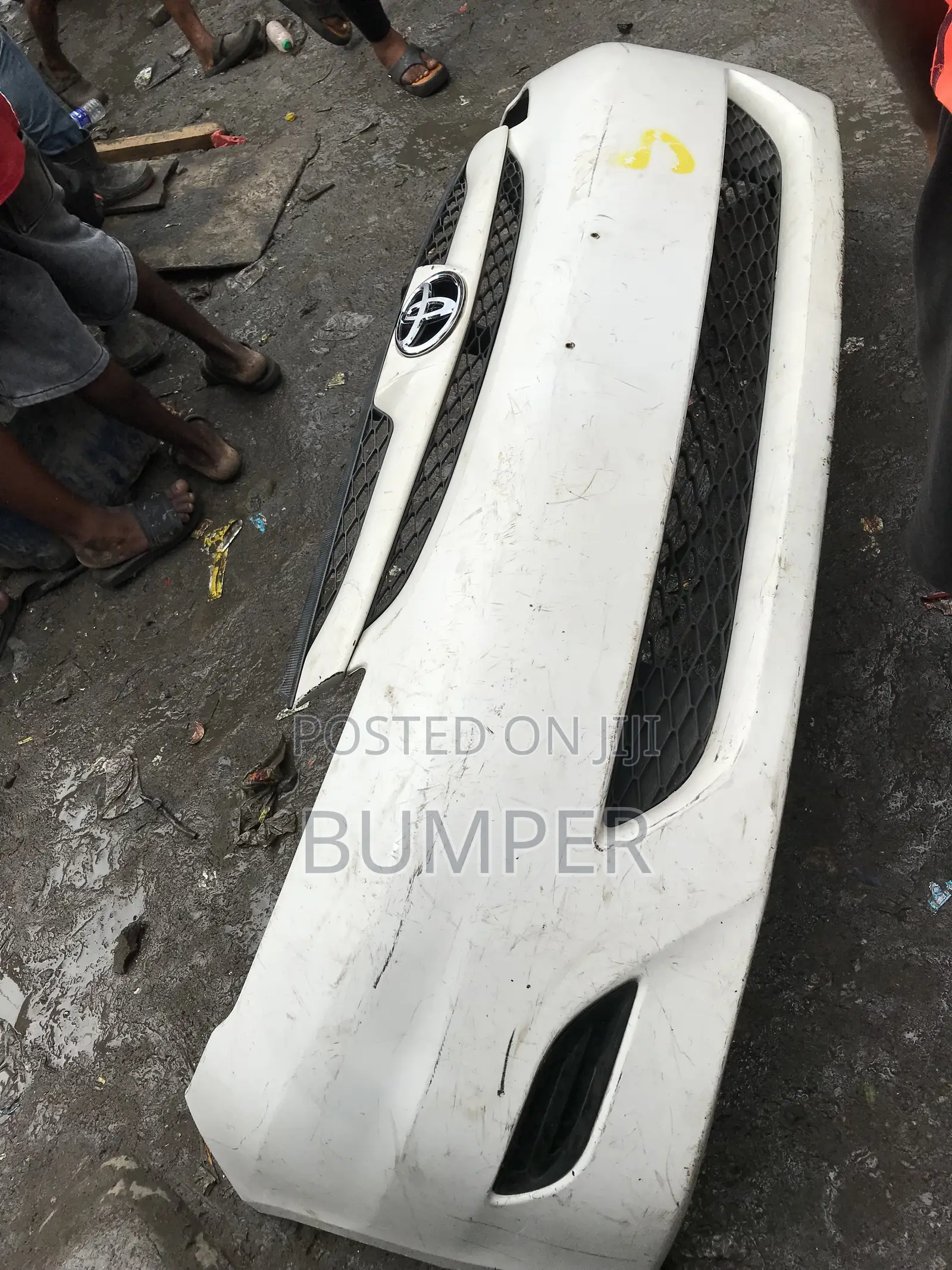 Front Bumper Sienna 06