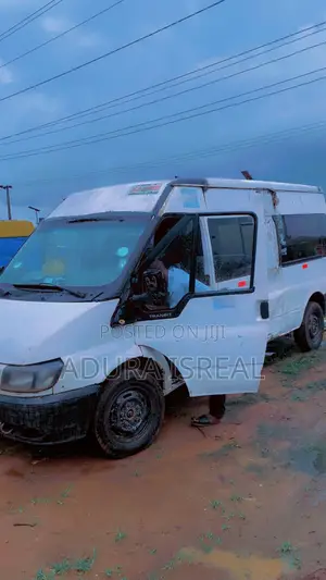Ford Transit 2010 White