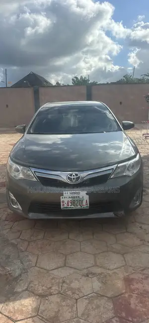 Toyota Camry 2012 Gray