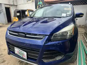 Ford Escape Titanium 4dr SUV (1.6L 4cyl Turbo 6A) 2015 Blue