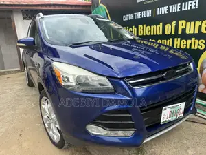 Ford Escape Titanium 4dr SUV (1.6L 4cyl Turbo 6A) 2015 Blue