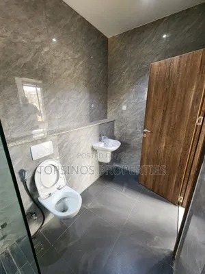 5bdrm Duplex in Life Camp for rent