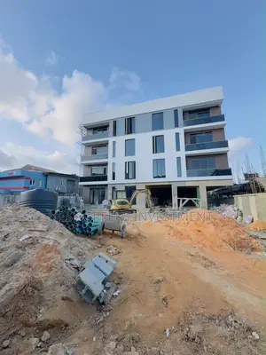 3bdrm Apartment in Ikeja GRA for sale