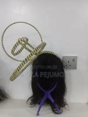 Fascinator